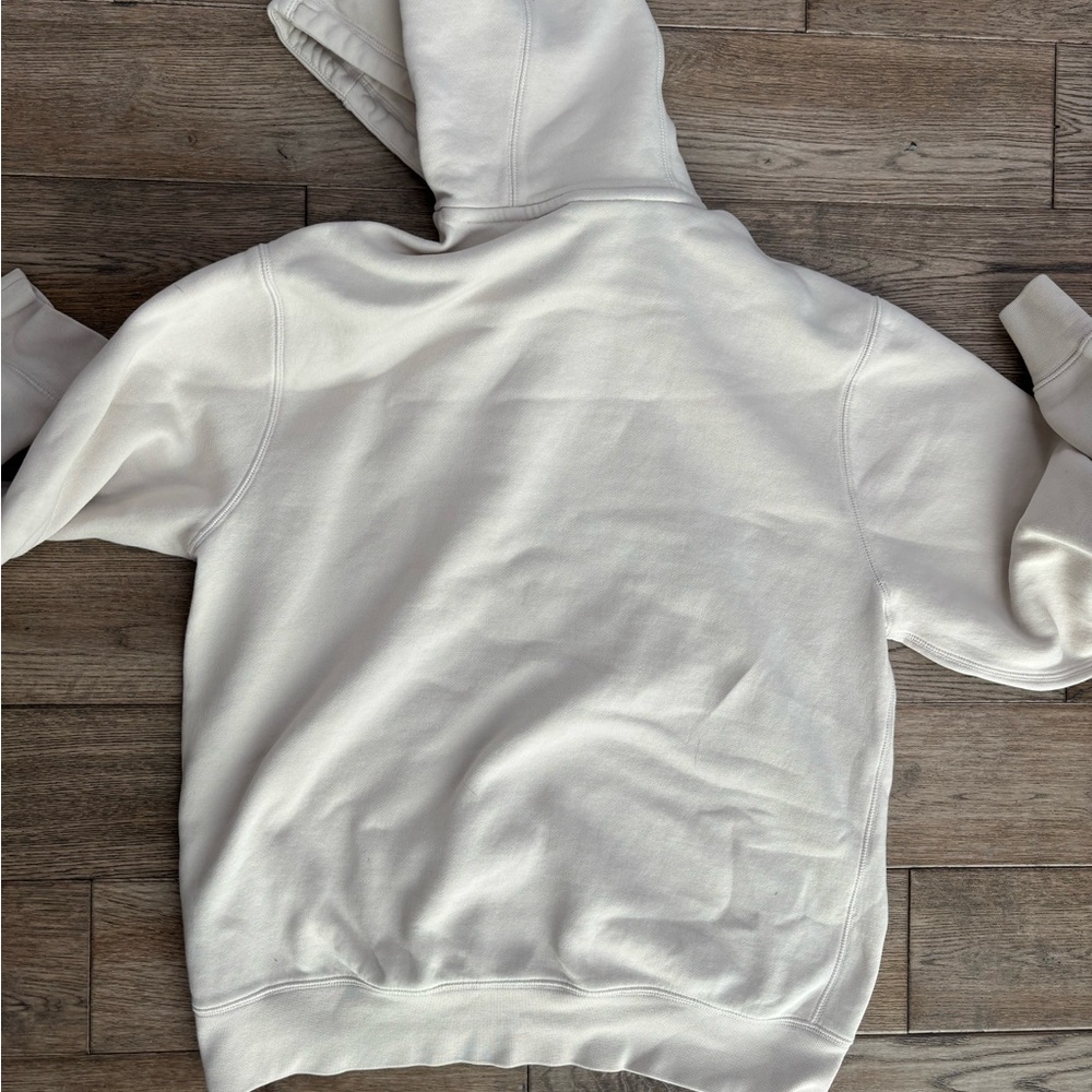 Nike Men’s CLUB FLEECE PULLOVER HOODIE Lt Orewood Brn/Lt Orewood Brn Medium - Picture 10 of 10